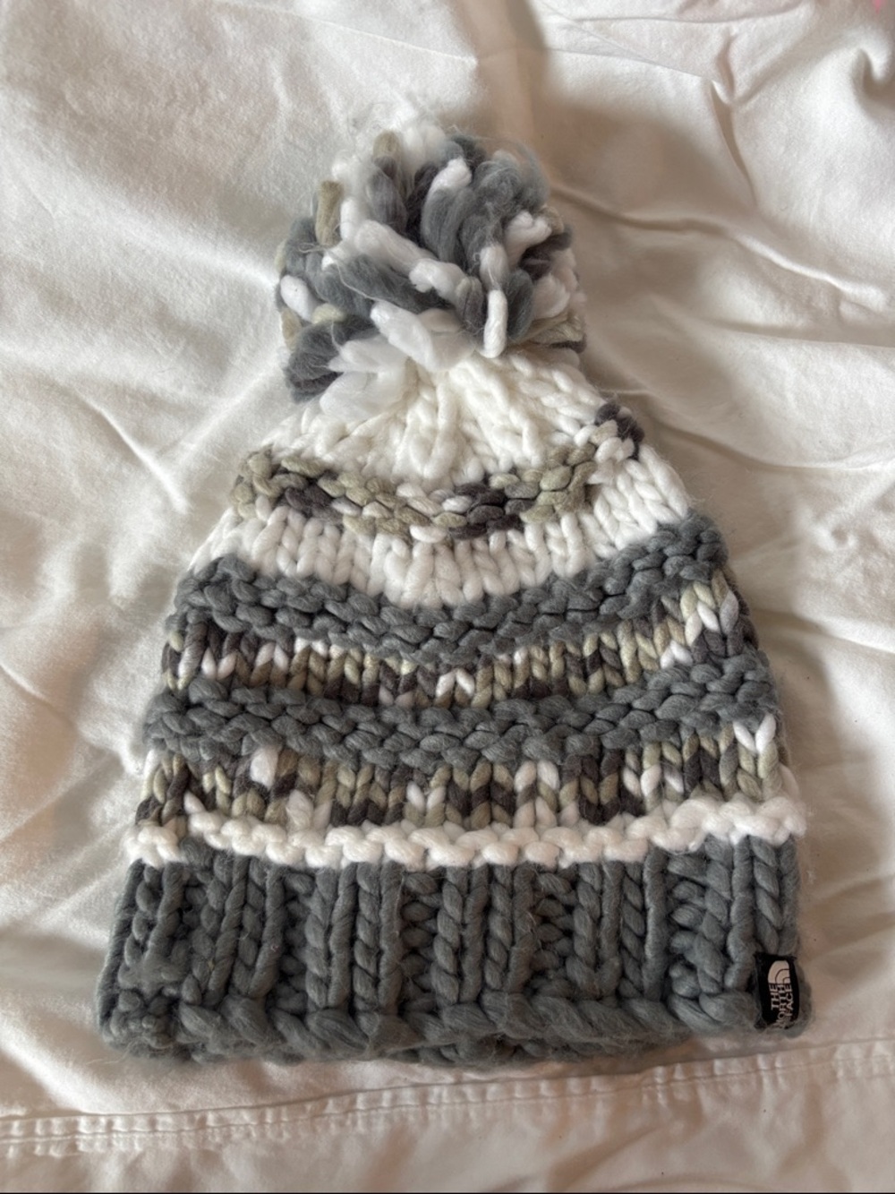 The North Face Kids Pom Beanie - Gray, White & Olive